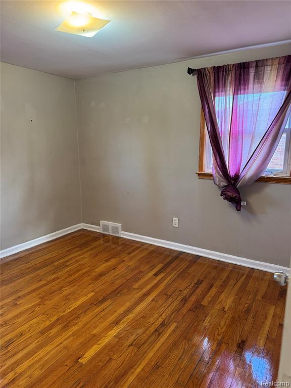 Building Photo - 1818 N Center St