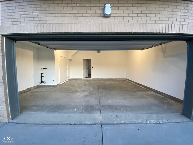 Building Photo - 12972 Moultrie St