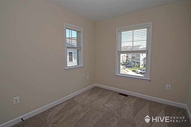 Building Photo - 1423 Palomino Trl