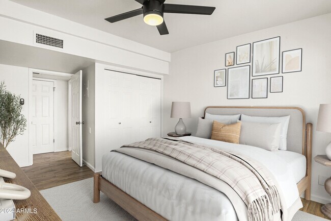 Building Photo - 16819 E Gunsight Dr