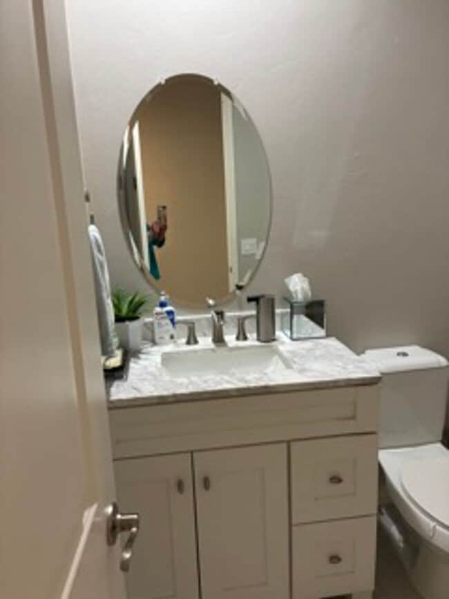 Building Photo - STUNNING NEWER HOME- GATED