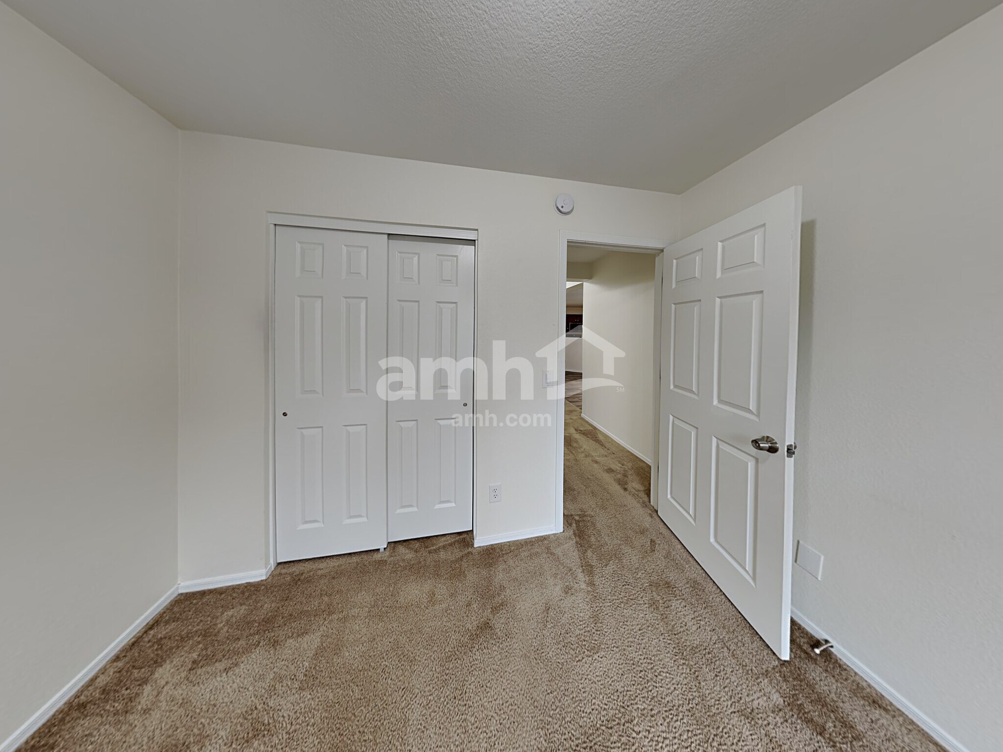 Building Photo - 3631 E Foxtrotter Rd
