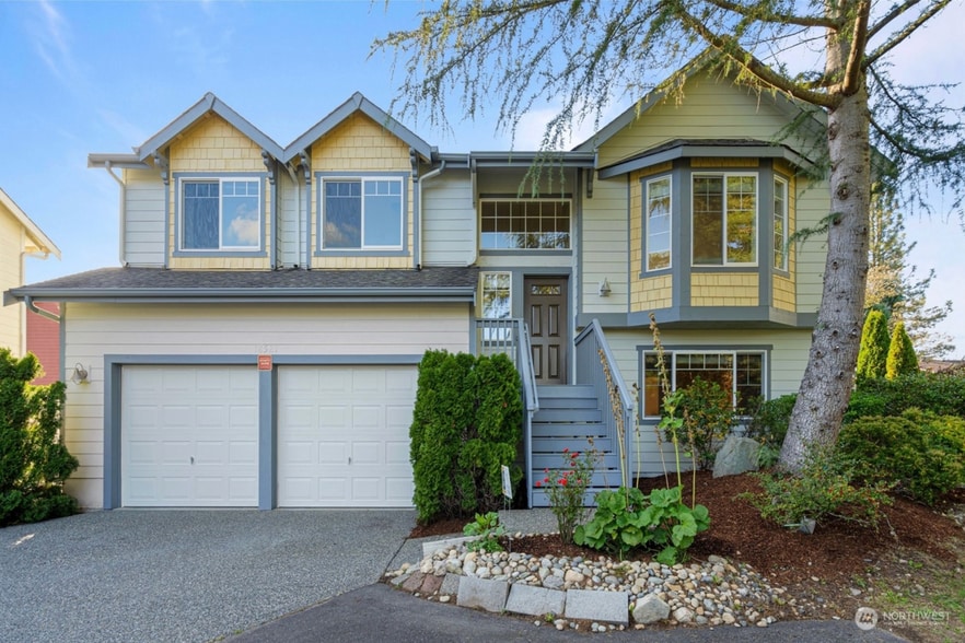 Building Photo - 18521 Stone Ave N