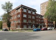 Building Photo - Ricardo