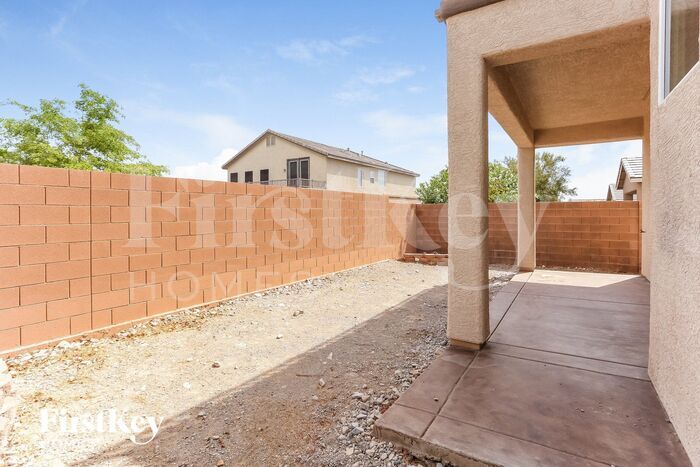 Building Photo - 9448 Biroth Ct
