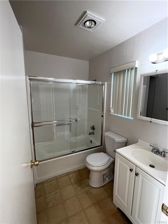 Building Photo - 875 W 11th St