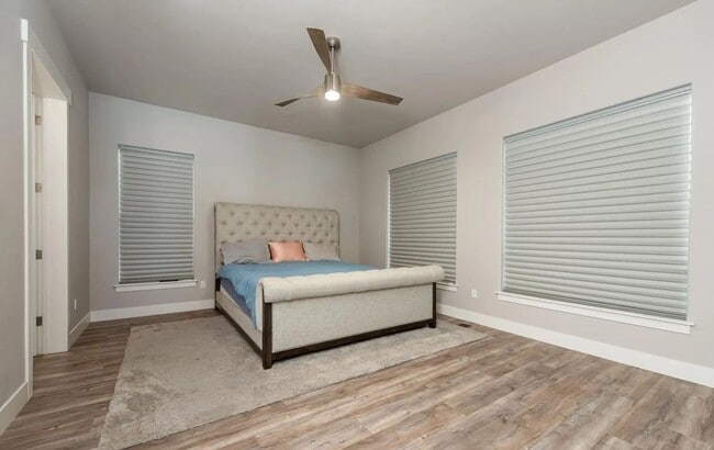 Building Photo - Gorgeous home in New Development