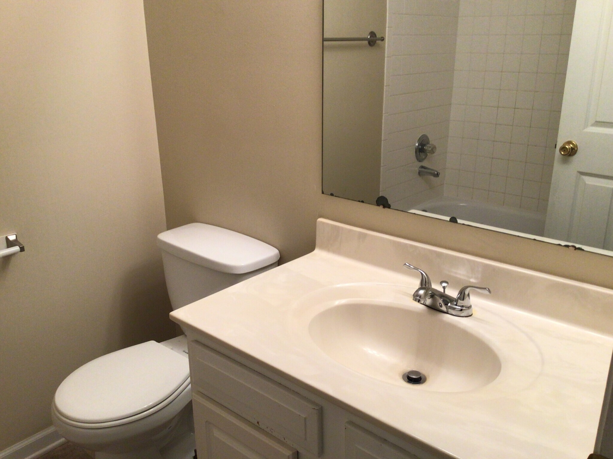 Building Photo - 1543 Windsong Dr
