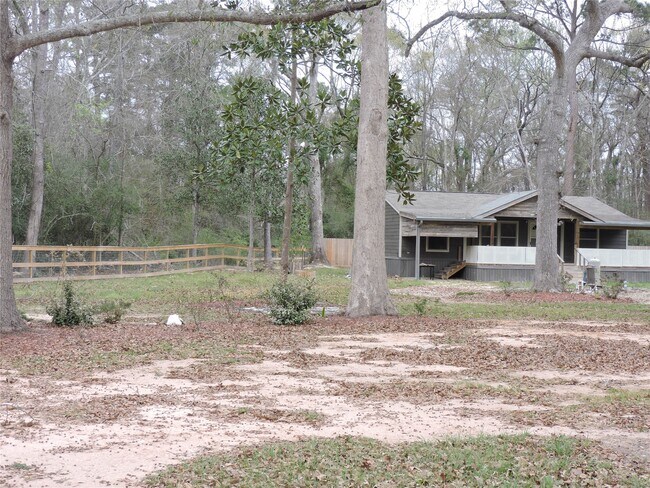 Building Photo - 4110 Jeanette Ln