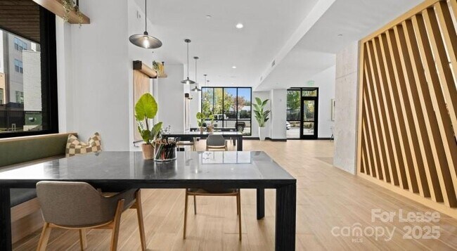 Building Photo - 4312 Yancey Rd