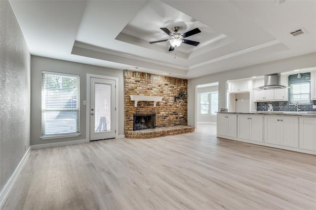 Building Photo - 2020 Normandy Dr