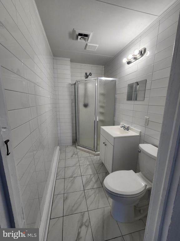 Building Photo - 1072 Parkway Ave