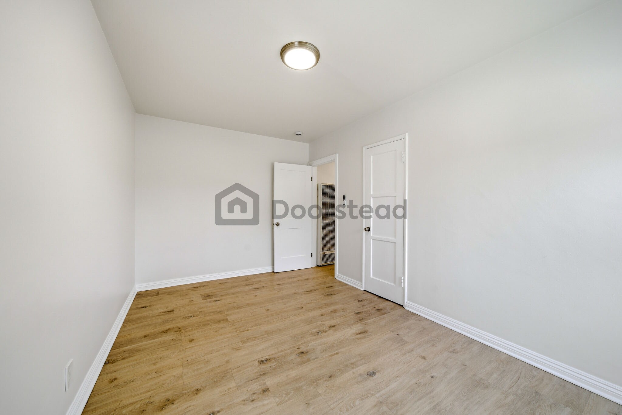 Building Photo - 16306 S Denver Ave