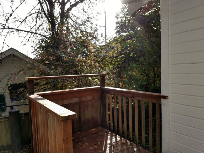 Building Photo - 044SCobert5503