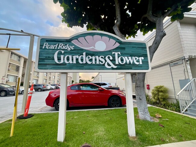 Building Photo - Beautiful 1/1/1 with Sunset Views