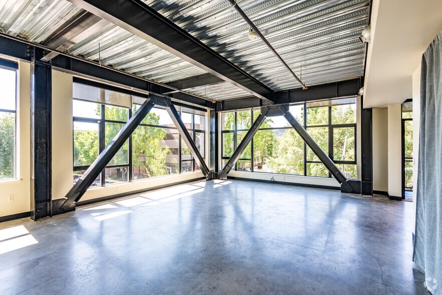 Primary Photo - O1 Lofts