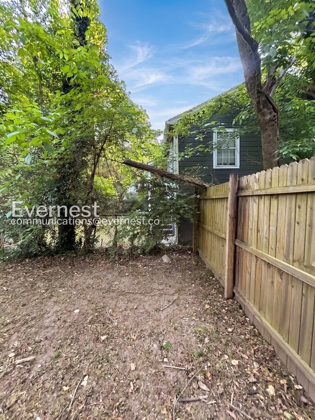 Building Photo - 2175 Pansy St NW