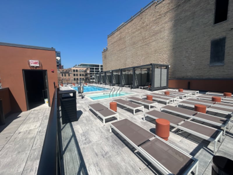 Building Photo - 1100 W Randolph St