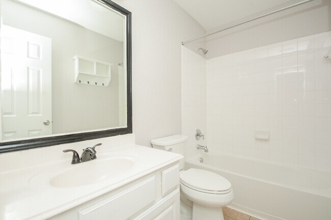 Building Photo - 21811 Black Mountain Way