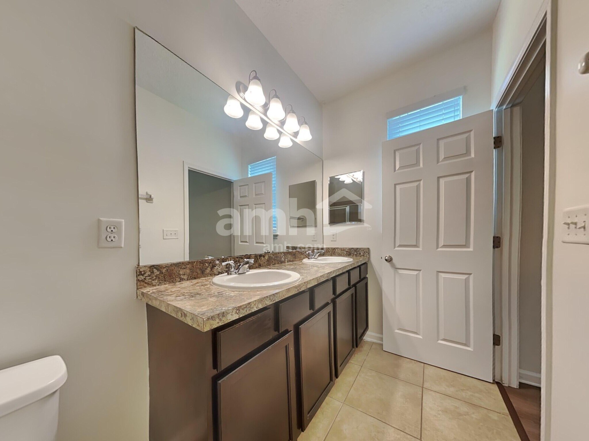 Building Photo - 11799 Parker Lakes Drive