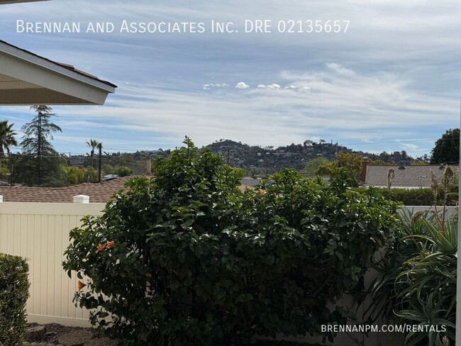 Building Photo - 3 bed 2 bath, Fletcher Hills, View, All Ap...