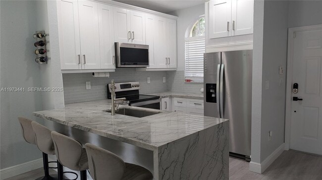 Building Photo - 14114 SW 51st Ln