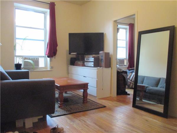Primary Photo - 132 Ludlow St