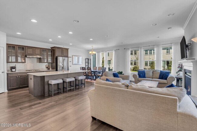 Building Photo - 2 Malcolm Way