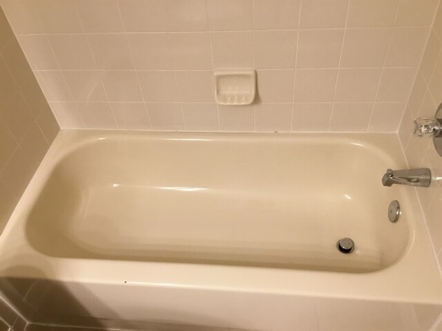 Building Photo - 1545 Amaryllis Cir