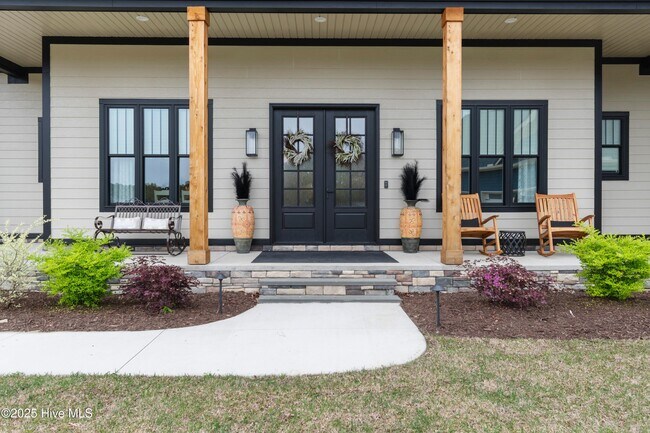 Building Photo - 9442 Old Salem Way
