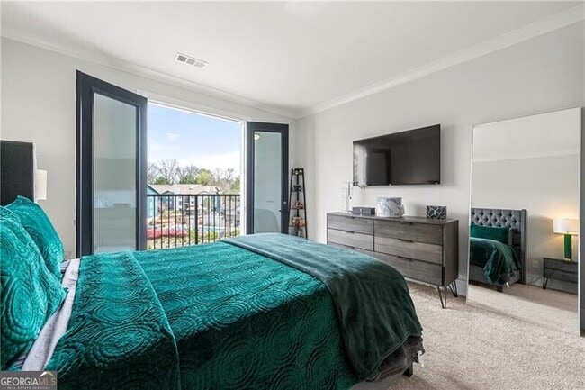 Building Photo - 6890 Peachtree Dunwoody Rd