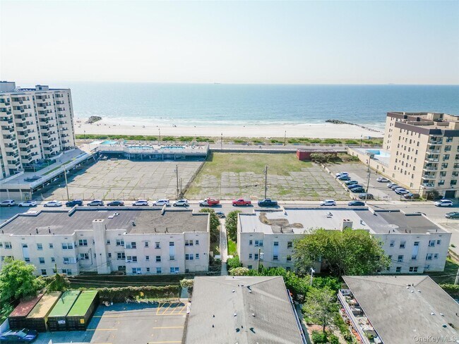 Building Photo - 345 Shore Rd