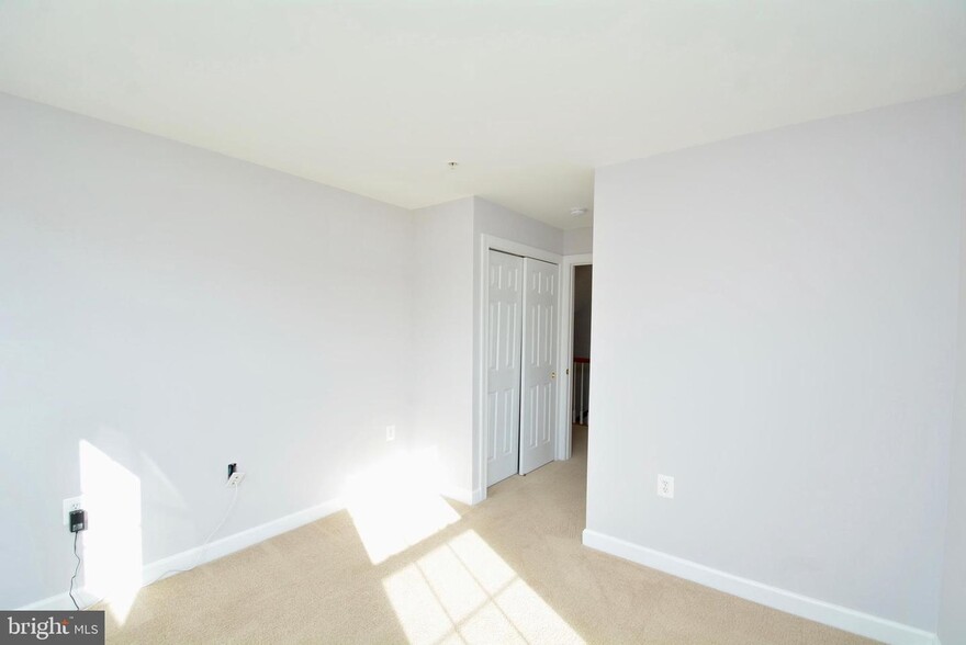 Building Photo - 13640 Salk St