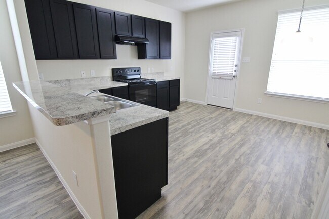 Building Photo - 3811 Lexington Grove Ct