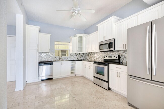 Building Photo - 1650 Presidential Way
