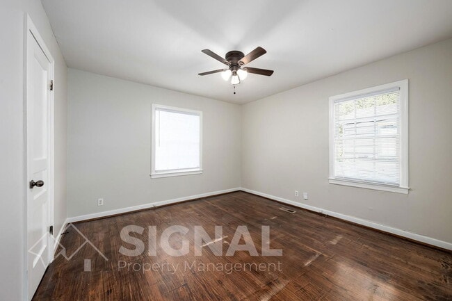 Building Photo - 768 79th Pl S