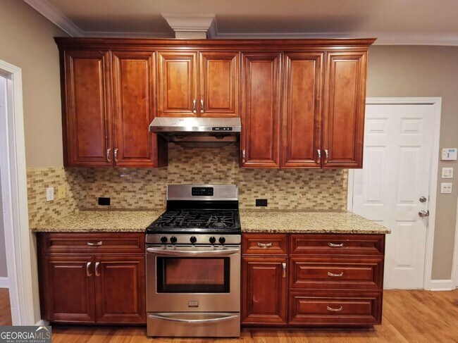 Building Photo - 2411 Magnolia Springs Ct