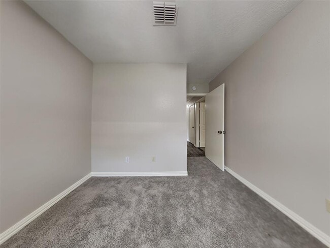 Building Photo - 6639 Maczali Dr
