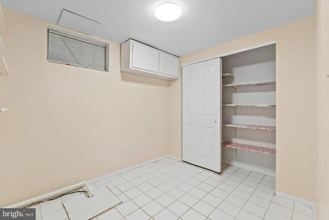 Building Photo - 13 Pawleys Ct