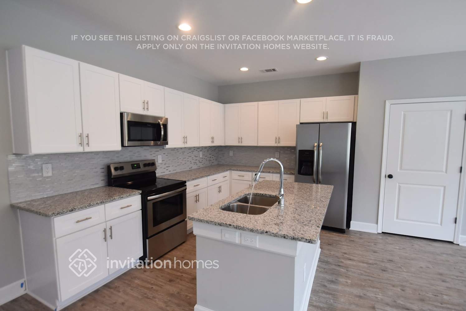 Building Photo - 442 Best Friends Turn Alley