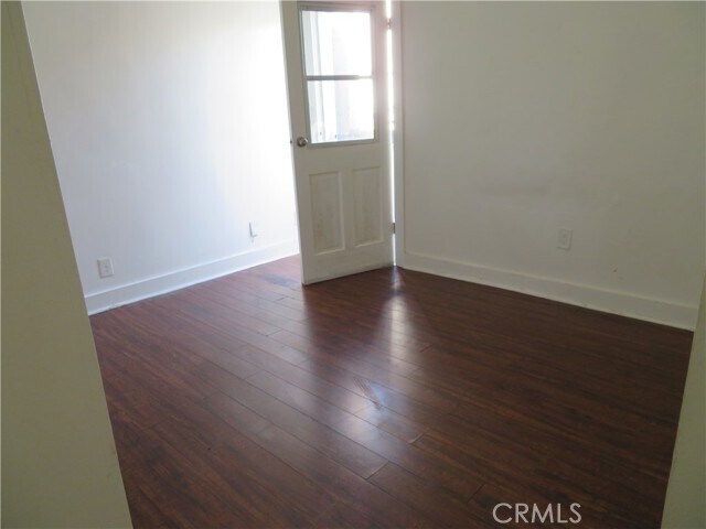 Building Photo - 3923 Normandie Ave