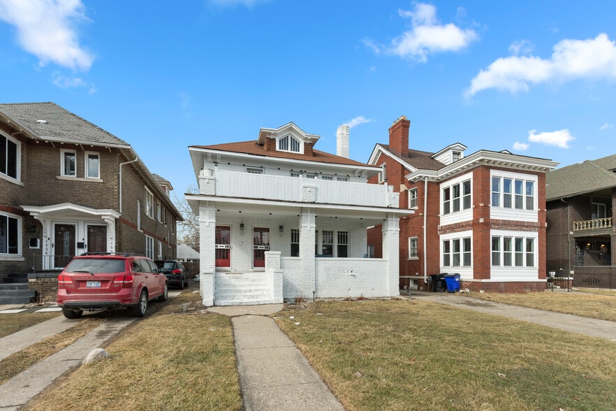 Building Photo - 1528 Virginia Park St