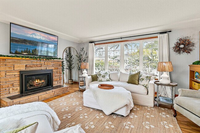 Building Photo - 5717 N 18th St