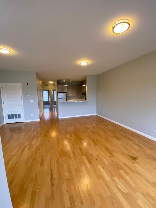 Cedar Bluff Apartments 4422 N Cypress Bloomington IN 47404