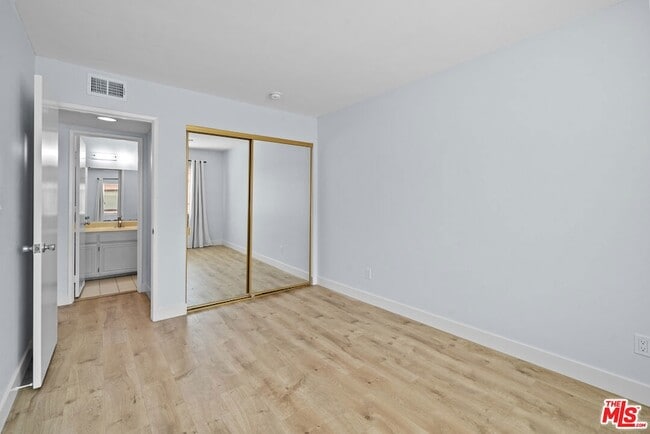 Building Photo - 7904 Topanga Canyon Blvd