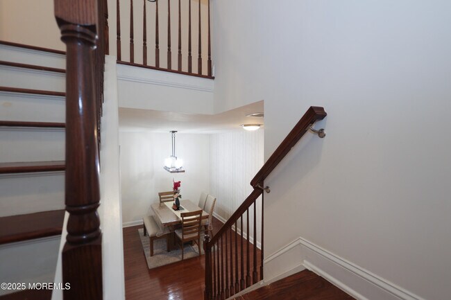 Building Photo - 21 McCormick Ave N