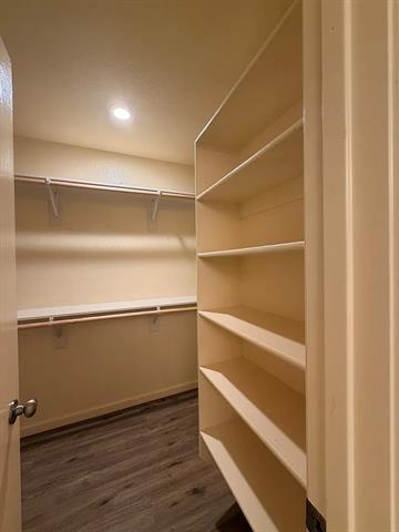 Building Photo - 507 Tumbleweed Dr