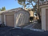 Building Photo - 1612 N Torrey Pines Dr