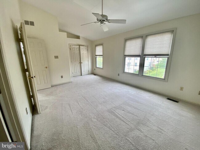 Building Photo - 107 Steven Ln