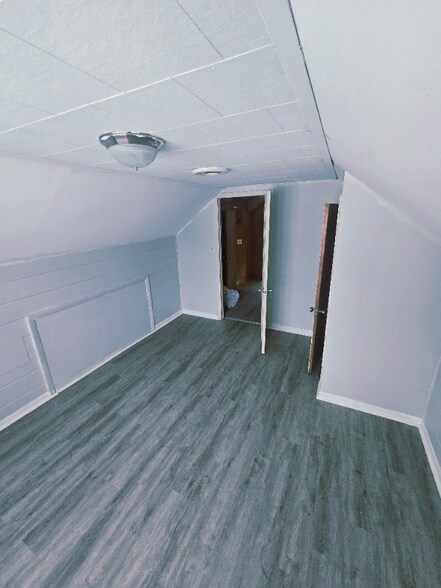 Building Photo - 14531 Minerva Ave